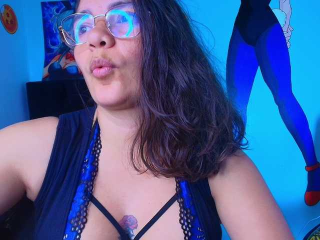 bulma-hot-'s BongaCams show and profile