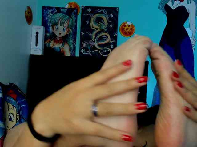 bulma-hot- webcam