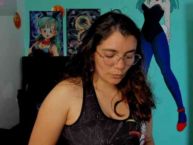 bulma-hot- webcam