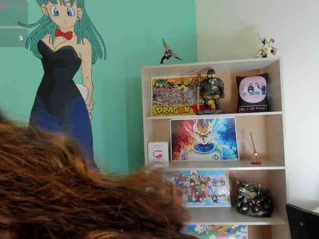 bulma-hot- webcam