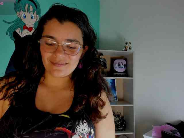 bulma-hot- webcam