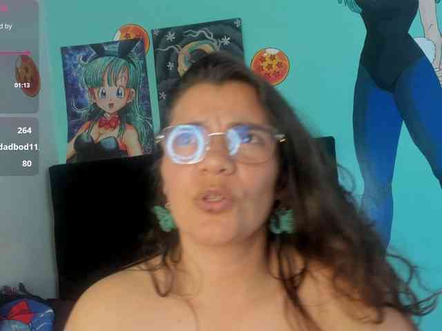 bulma-hot- webcam