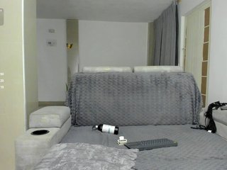 DulceRomance Porn Show