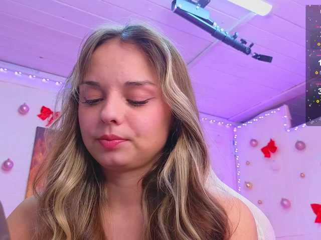 misss-vikki's BongaCams show and profile