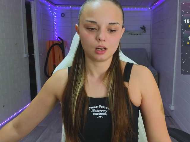 misss-vikki's BongaCams show and profile