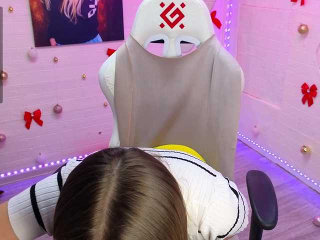 misss-vikki's BongaCams show and profile