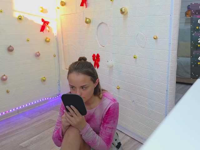 misss-vikki's BongaCams show and profile