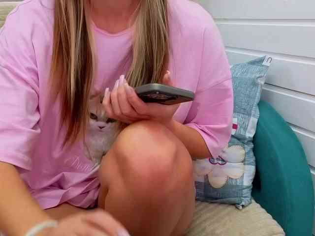 misss-vikki webcam