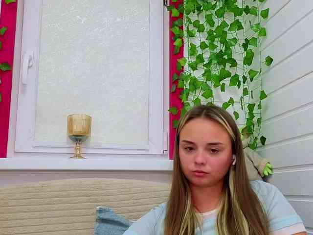 misss-vikki webcam