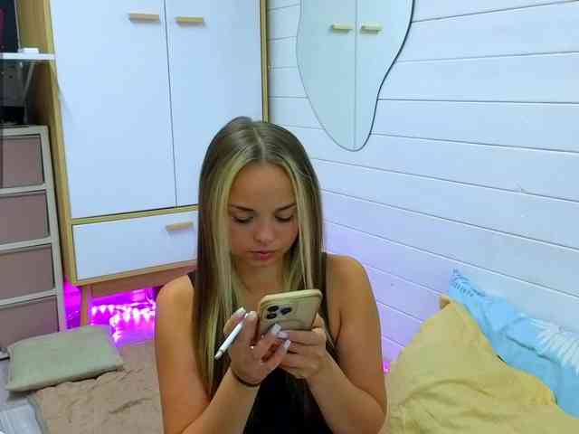 misss-vikki webcam