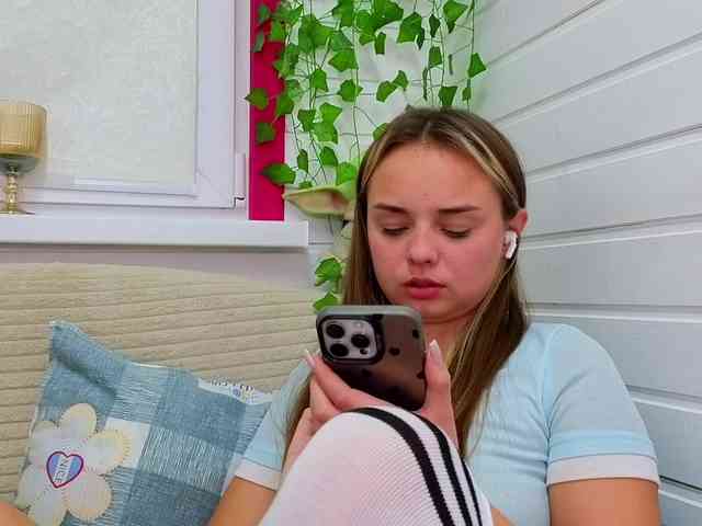 misss-vikki webcam