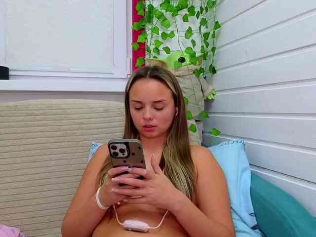 misss-vikki webcam