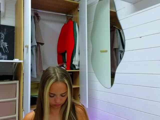 strip chat adult Misss-vikki