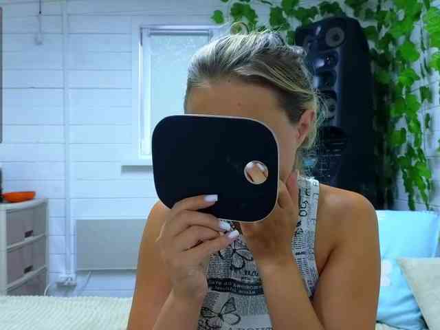 misss-vikki webcam