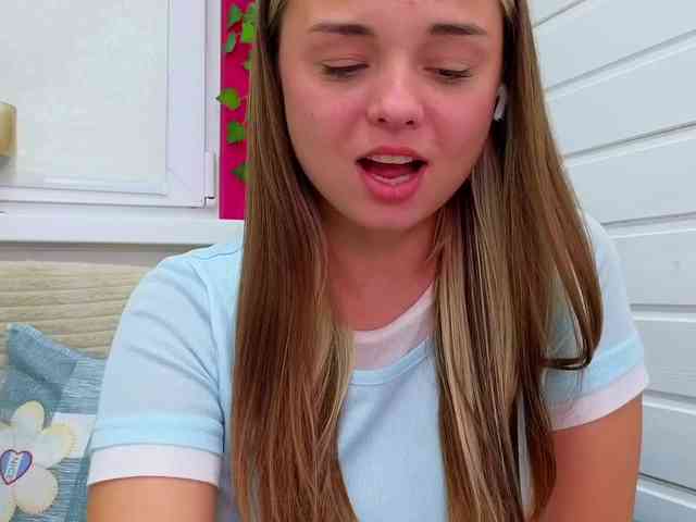 misss-vikki webcam