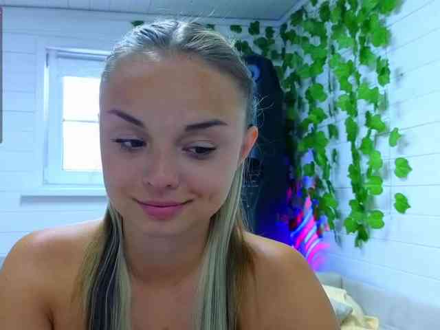misss-vikki webcam