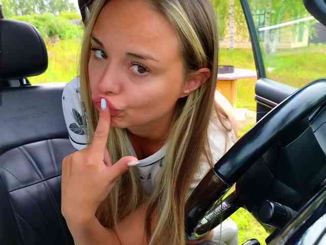 misss-vikki webcam