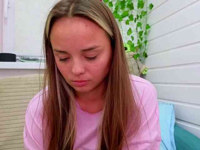 misss-vikki webcam