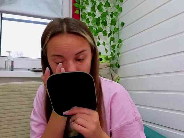 misss-vikki webcam