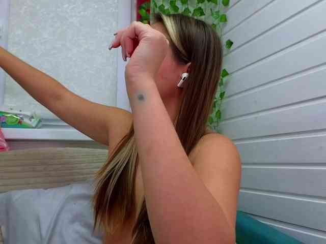 misss-vikki webcam