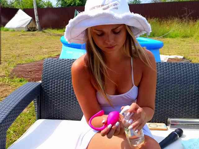 misss-vikki webcam