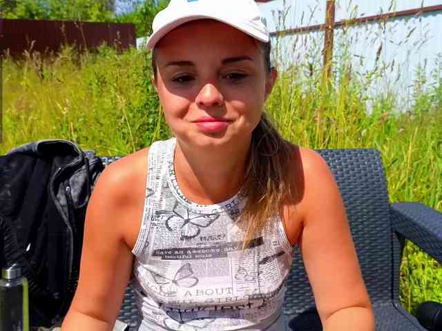 misss-vikki webcam
