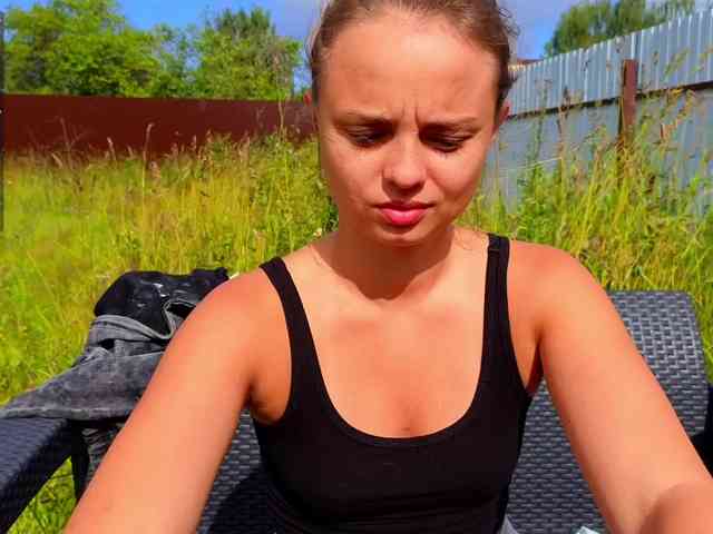 misss-vikki webcam
