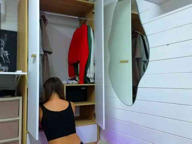 misss-vikki webcam