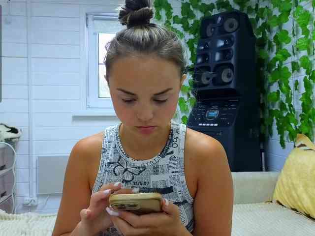 misss-vikki webcam