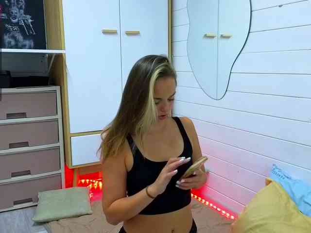 misss-vikki webcam