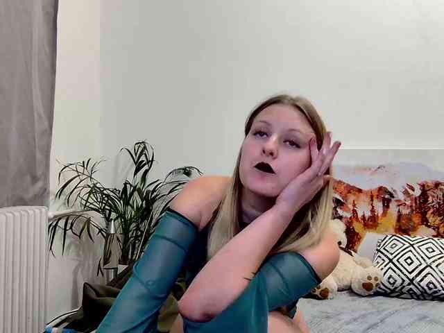 xmileygreyx Live Webcam on BongaCams