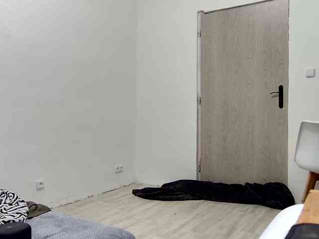 MILEY_GREY webcam