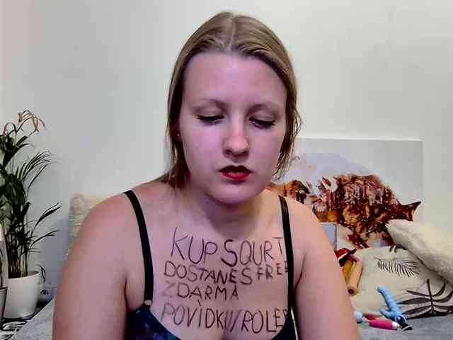 MILEY_GREY webcam