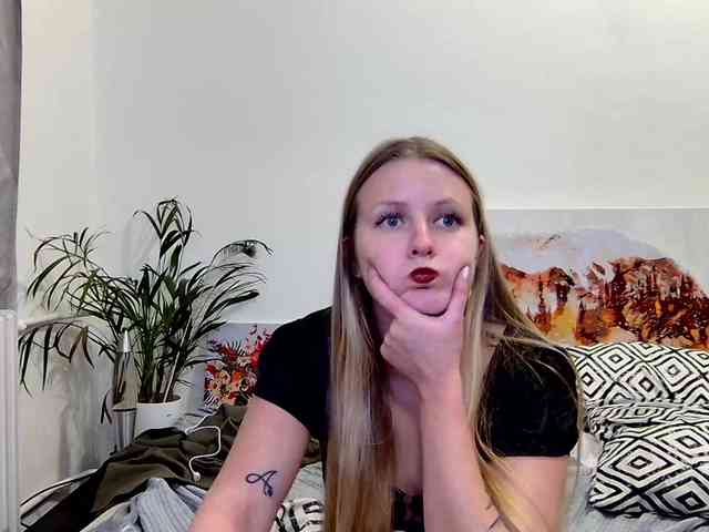 MILEY_GREY webcam
