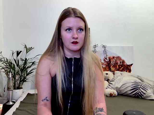 xmileygreyx xmileygreyx