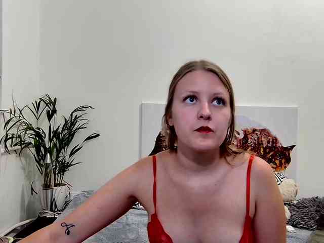 MILEY_GREY webcam
