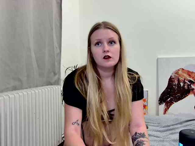MILEY_GREY webcam