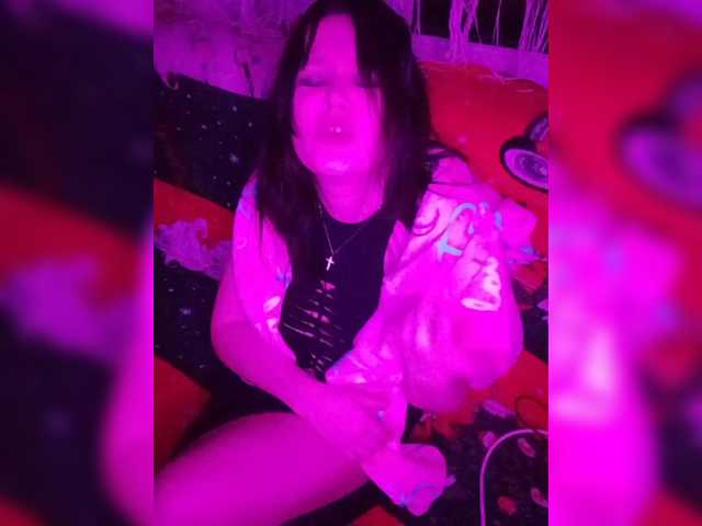 Monika510's BongaCams show and profile