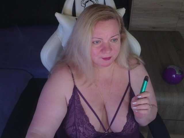 Natalli888's BongaCams show and profile