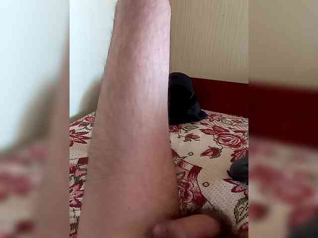 dim21mrv Live Webcam on BongaCams