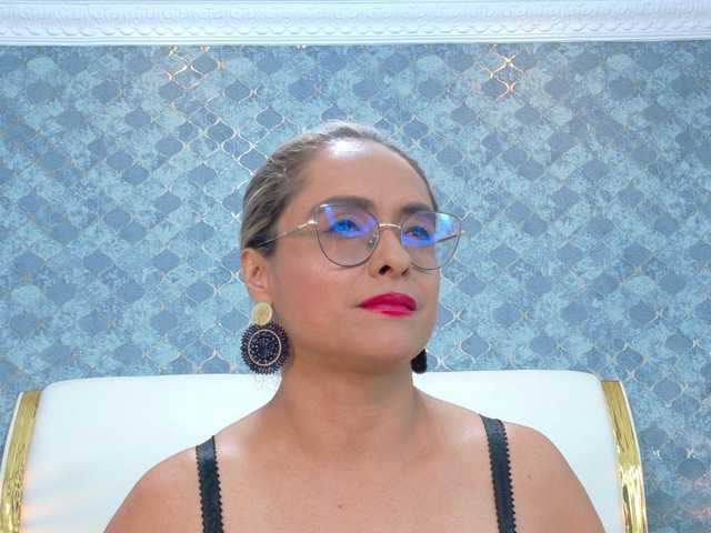 MarylinsVega's BongaCams show and profile