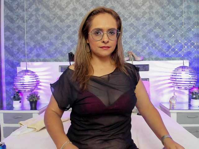  MarylinsVega chat room
