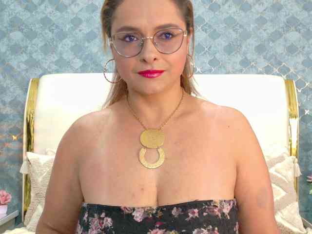 MarylinsVega MarylinsVega