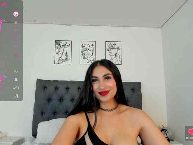 MilaWinslet webcam