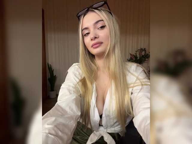 dark-secret's BongaCams show and profile