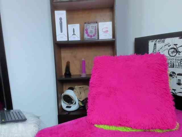 moonn-26 webcam