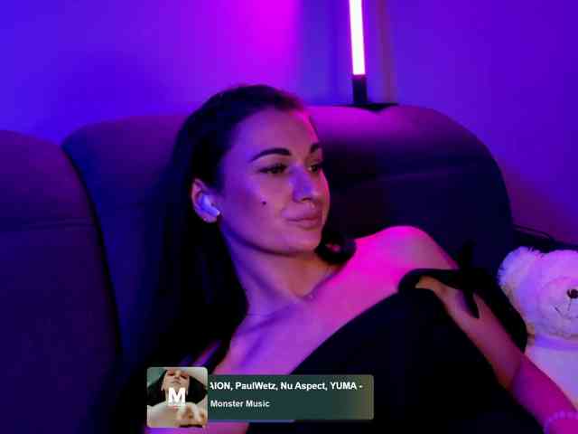 _UkRaiNo4Ka_ webcam