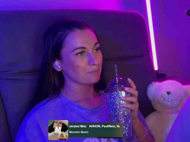 _UkRaiNo4Ka_ webcam