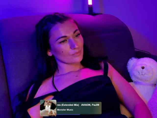 _UkRaiNo4Ka_ webcam