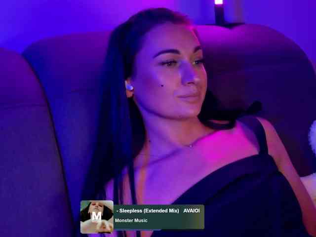 _UkRaiNo4Ka_ webcam